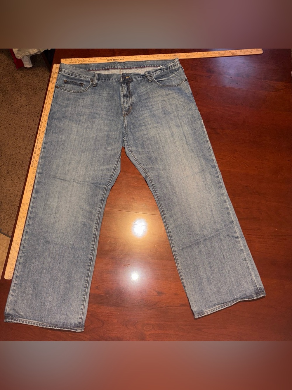Old Navy Men's Faded Light Blue Relaxed Jeans Big & Tall 42x32